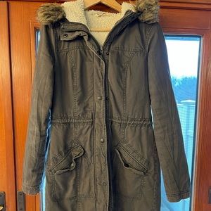Hollister Green Winter Jacket (Parka style)